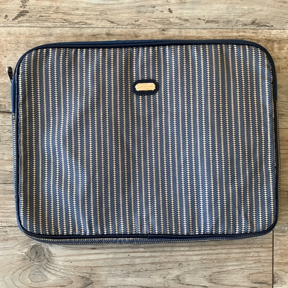 Jessica Simpson Other - Jessica Simpson Laptop Sleeve